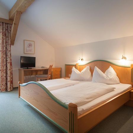 Alpenhotel Badmeister Флаттах Номер фото