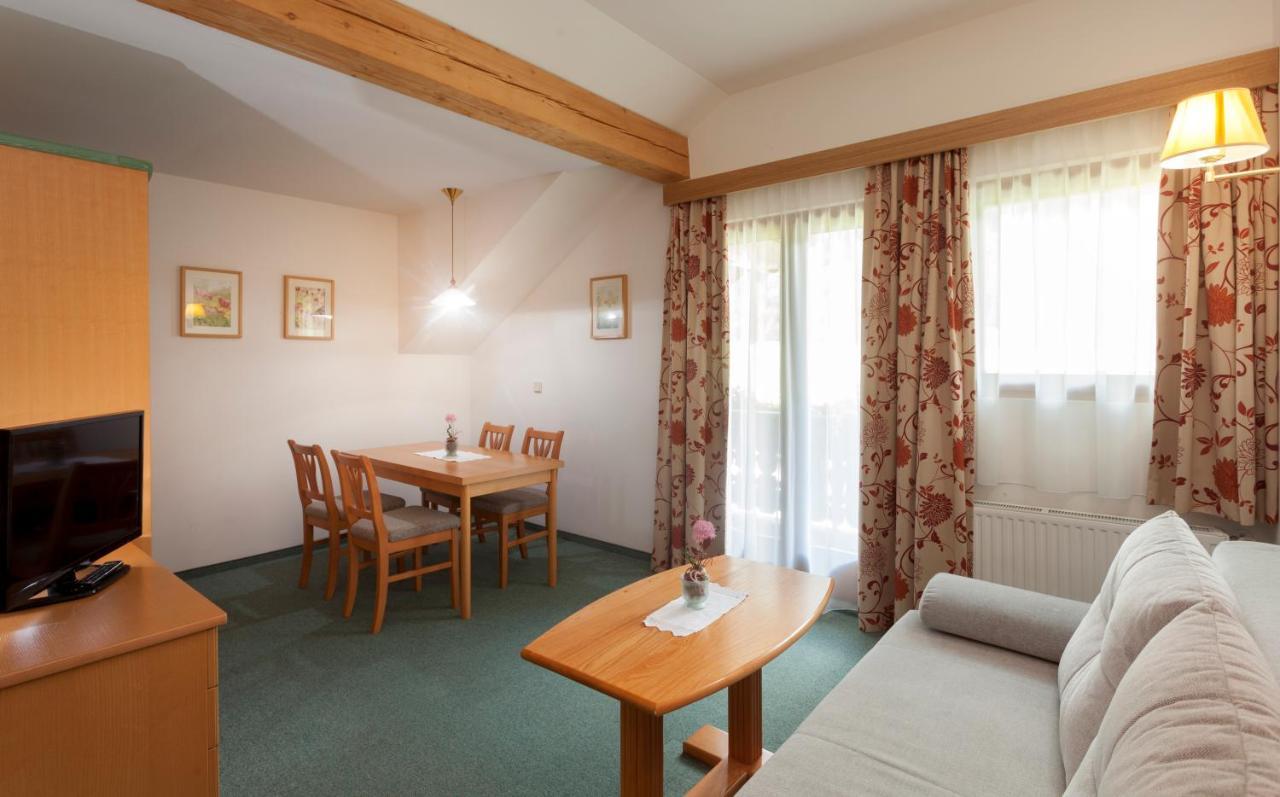 Alpenhotel Badmeister Флаттах Номер фото