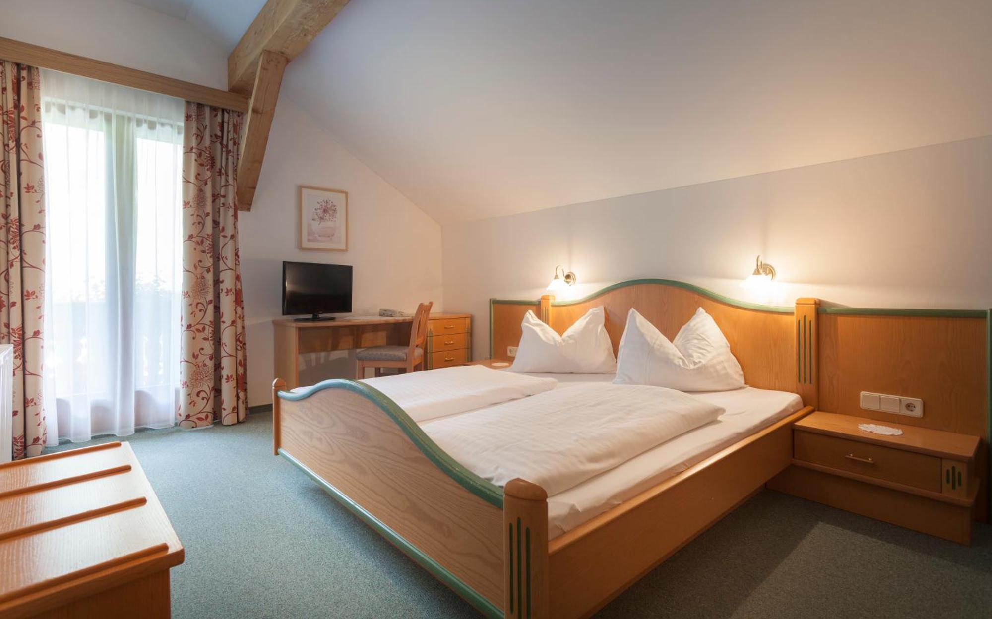 Alpenhotel Badmeister Флаттах Номер фото