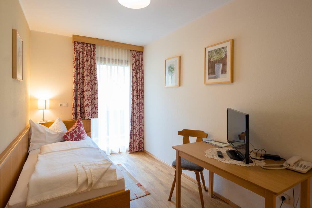 Alpenhotel Badmeister Флаттах Екстер'єр фото